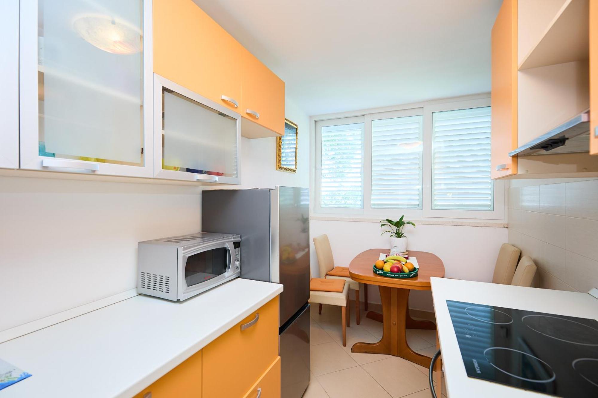 Apartment Promenada- 4Pax With Parking Dubrovnik Luaran gambar