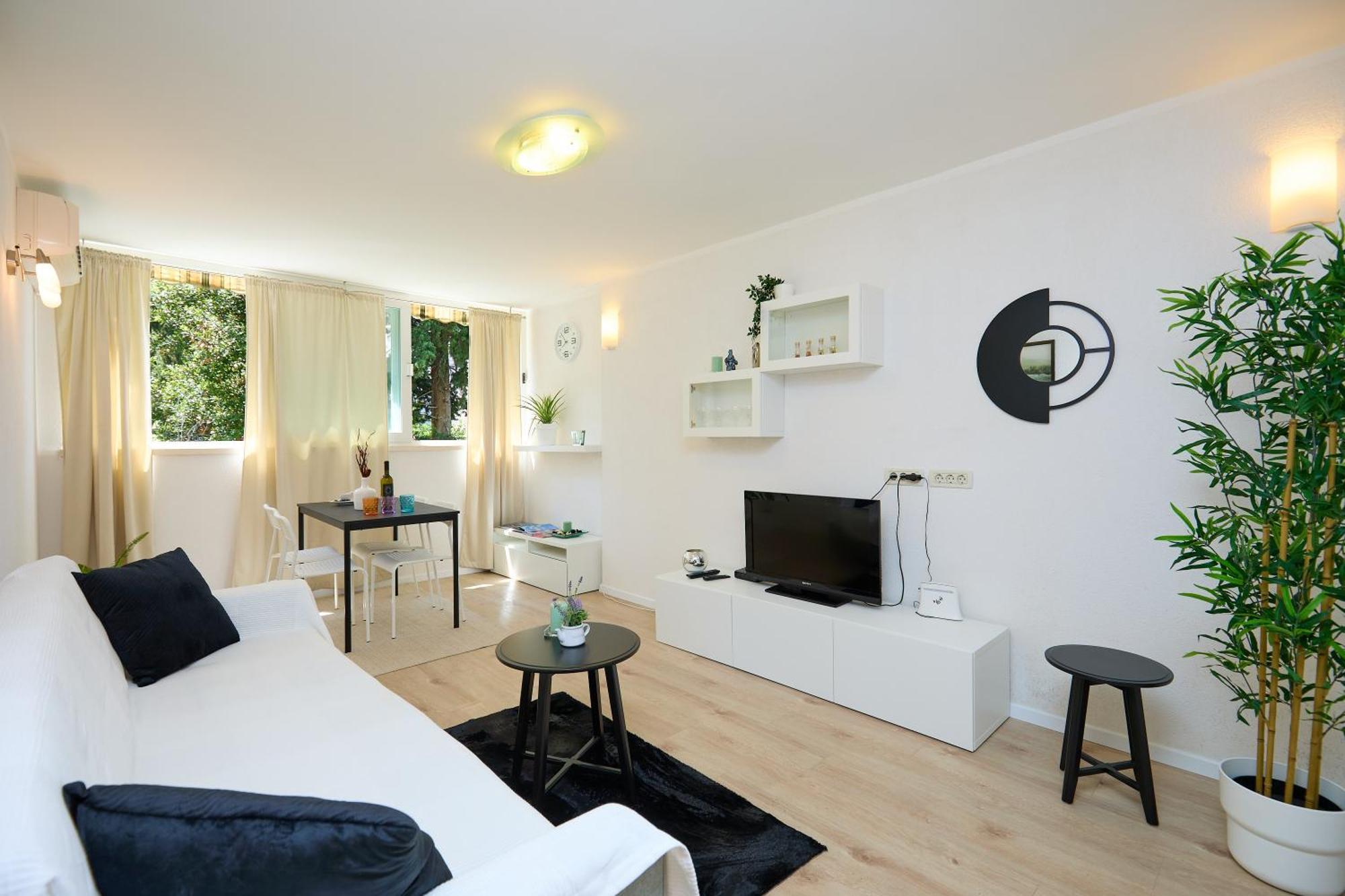 Apartment Promenada- 4Pax With Parking Dubrovnik Luaran gambar